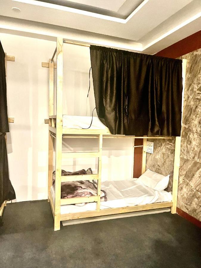 Vista Resort Heated Rooms -On Mall Road Manali  Exterior photo